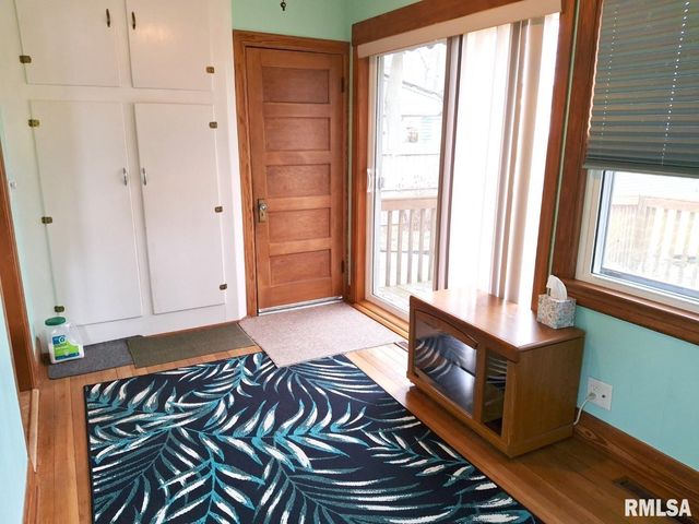 471 N 7TH Avenue, Canton, IL 61520