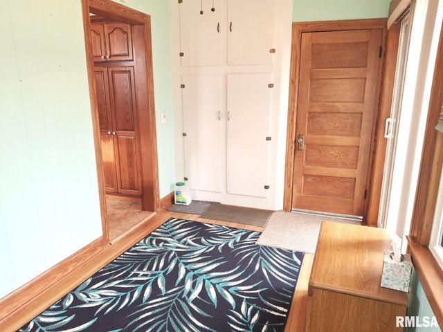 471 N 7TH Avenue, Canton, IL 61520