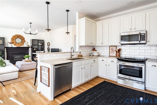 5720 Rolling Creek, Glen Allen, VA 23059