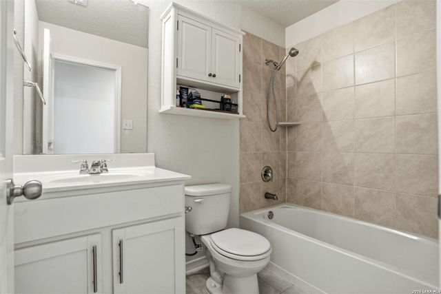 810 Sage Thrasher, San Antonio, TX 78253