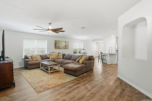 810 Sage Thrasher, San Antonio, TX 78253