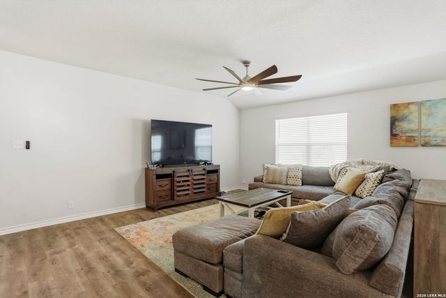 810 Sage Thrasher, San Antonio, TX 78253