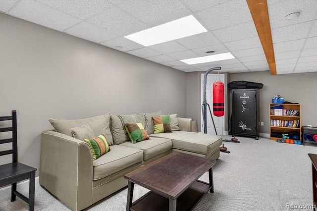 7526 Carlton Drive, Ypsilanti, MI 48197