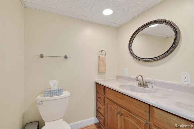 7526 Carlton Drive, Ypsilanti, MI 48197