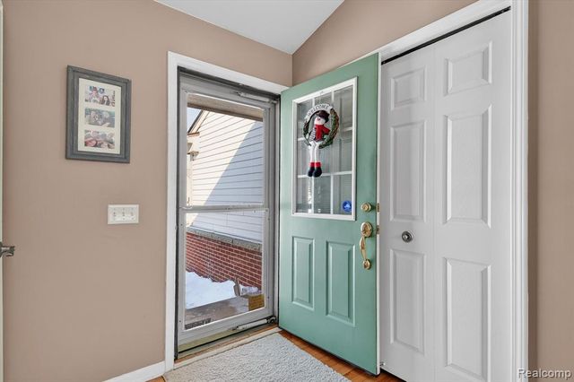 7526 Carlton Drive, Ypsilanti, MI 48197