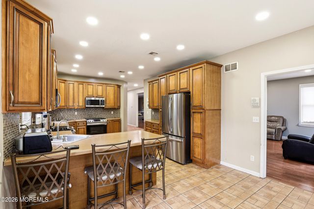 66 Birch Street, Lakewood, NJ 08701