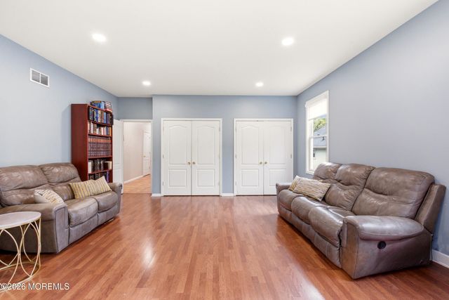 66 Birch Street, Lakewood, NJ 08701