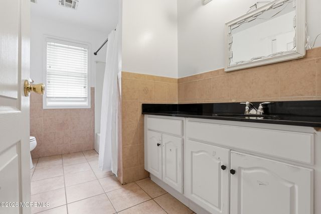 66 Birch Street, Lakewood, NJ 08701