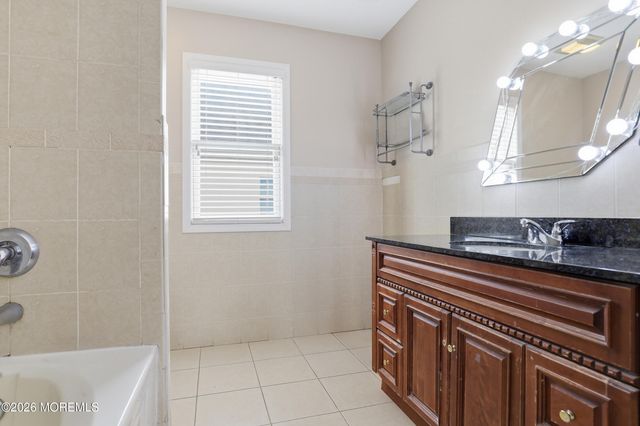 66 Birch Street, Lakewood, NJ 08701