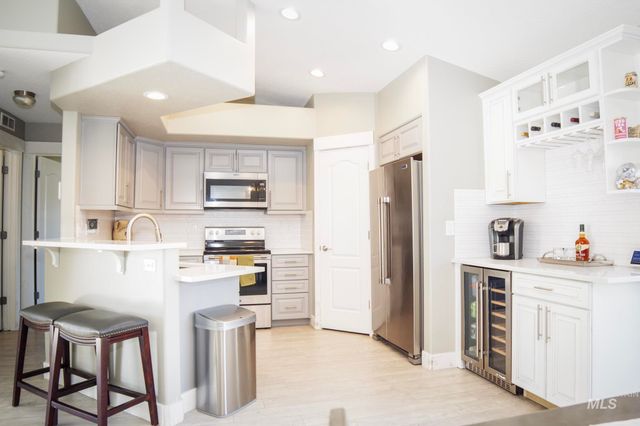 4512 S Wildbrook Ave, Boise, ID 83709