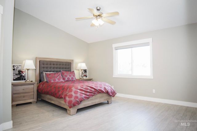4512 S Wildbrook Ave, Boise, ID 83709