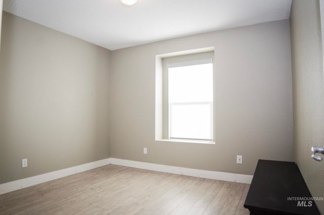 4512 S Wildbrook Ave, Boise, ID 83709