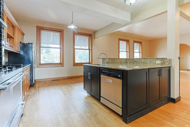 306 S Notre Dame Avenue, South Bend, IN 46617