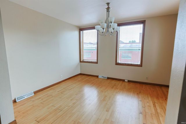 306 S Notre Dame Avenue, South Bend, IN 46617