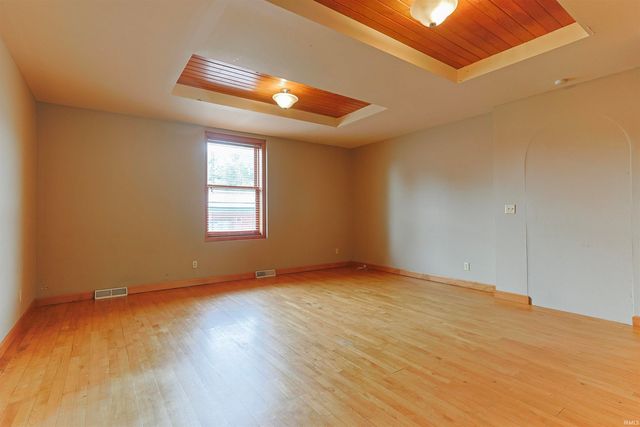 306 S Notre Dame Avenue, South Bend, IN 46617