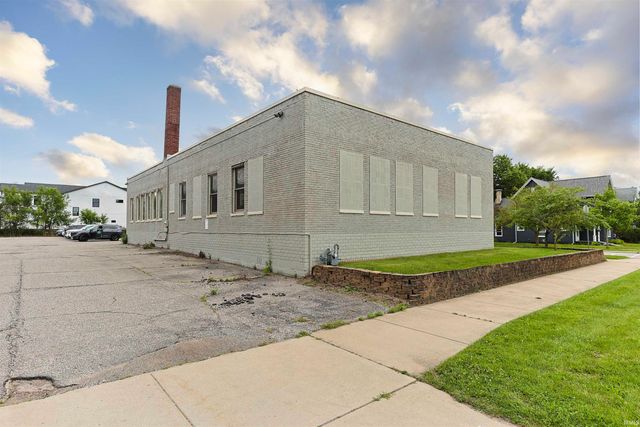 306 S Notre Dame Avenue, South Bend, IN 46617