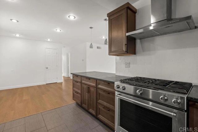 7112 Skyline Drive, San Diego, CA 92114