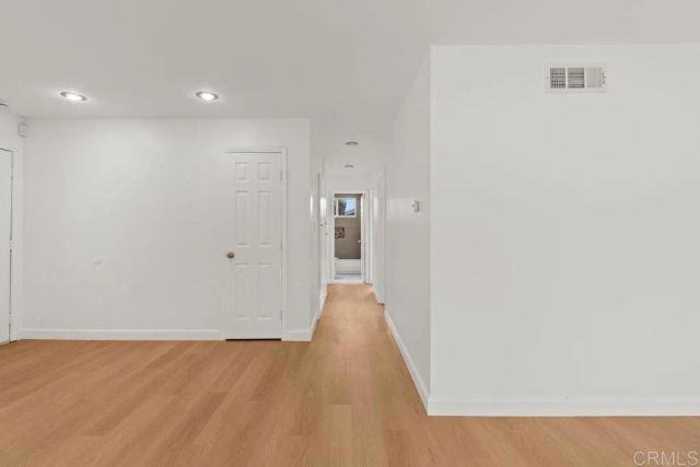 7112 Skyline Drive, San Diego, CA 92114