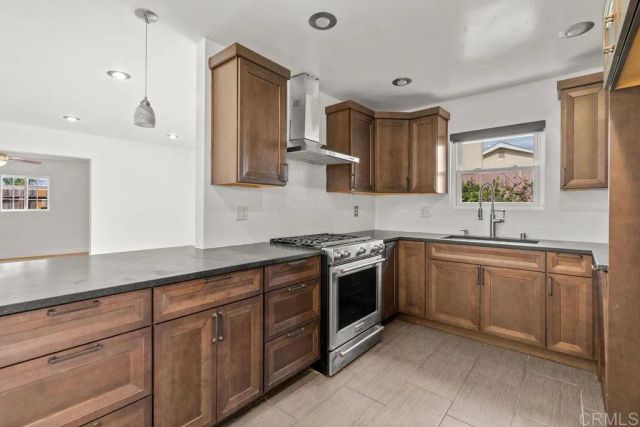 7112 Skyline Drive, San Diego, CA 92114