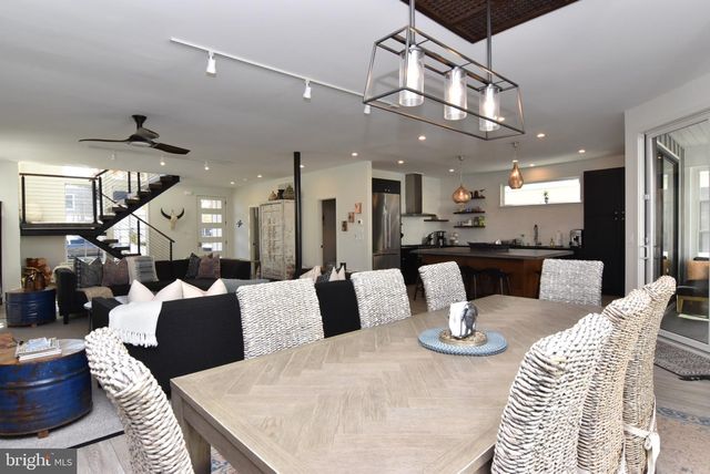 35 MARYLAND AVE, Rehoboth Beach, DE 19971