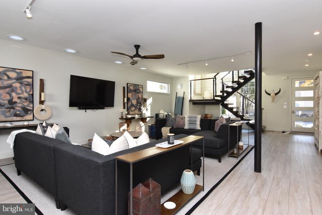 35 MARYLAND AVE, Rehoboth Beach, DE 19971