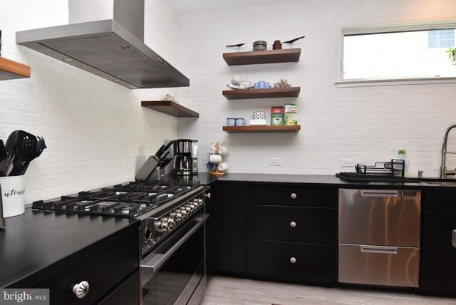 35 MARYLAND AVE, Rehoboth Beach, DE 19971