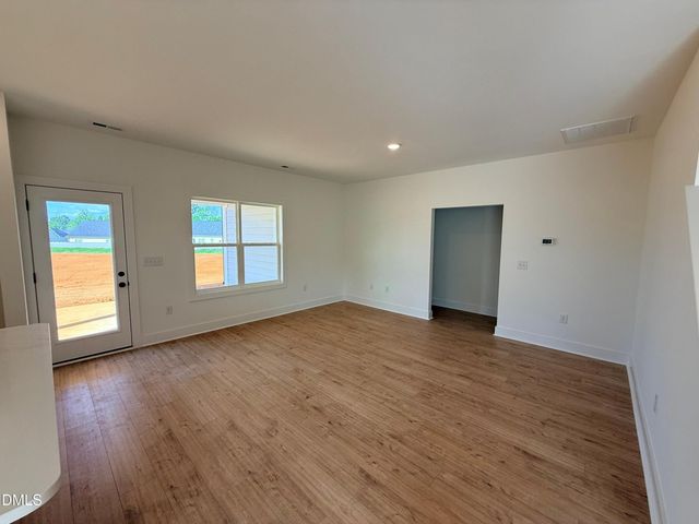 155 Grinnell Loop, Sanford, NC 27332