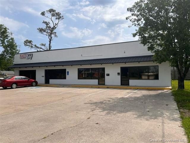 1306 SAMPSON Street B, Westlake, LA 70669