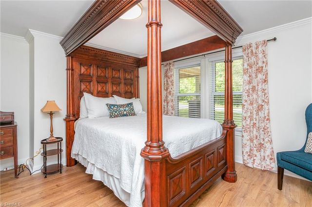 914 NC Highway 62 E, Pleasant Garden, NC 27313