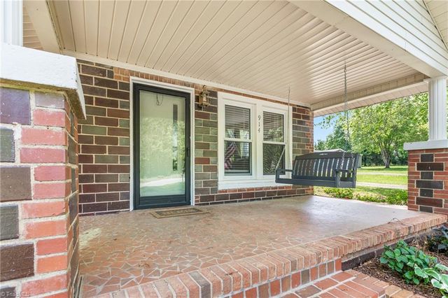 914 NC Highway 62 E, Pleasant Garden, NC 27313