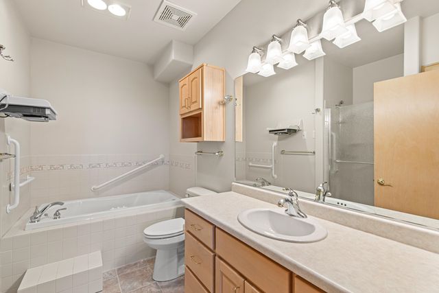 827 Pavilion Place, Ashland, OR 97520