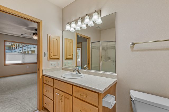 827 Pavilion Place, Ashland, OR 97520