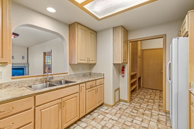 827 Pavilion Place, Ashland, OR 97520