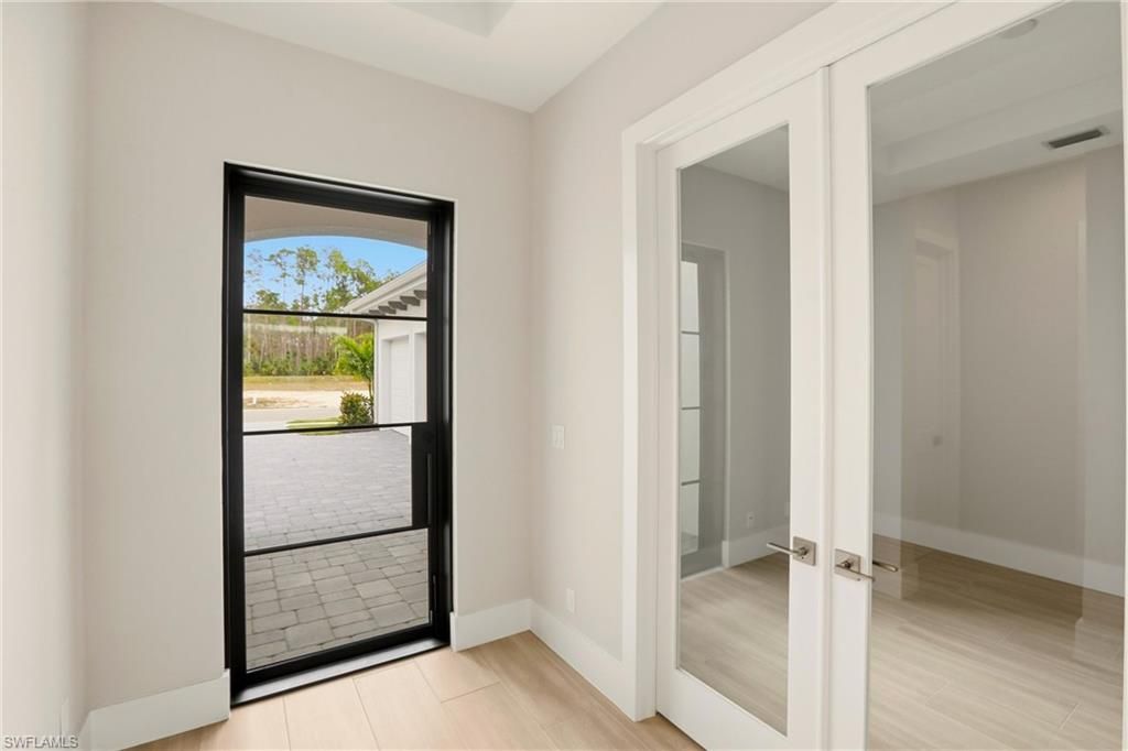 9661 Moonflower LN, NAPLES, FL 34114 — photo 4