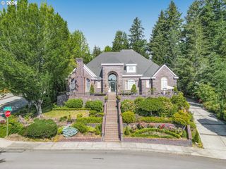 3889 Se SAINT ANDREWS Pl, Gresham, OR 97080