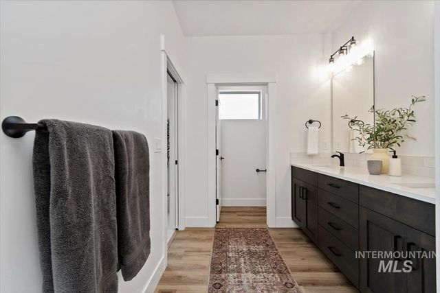 11162 S Corballis Ln, Kuna, ID 83634