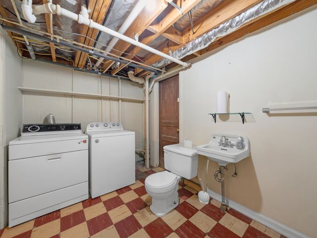1258 Hillwood Dr, Clarksville, TN 37040