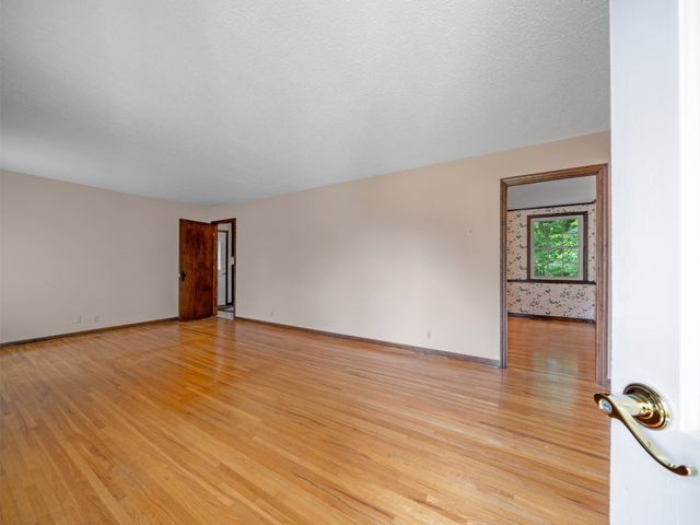 1258 Hillwood Dr, Clarksville, TN 37040