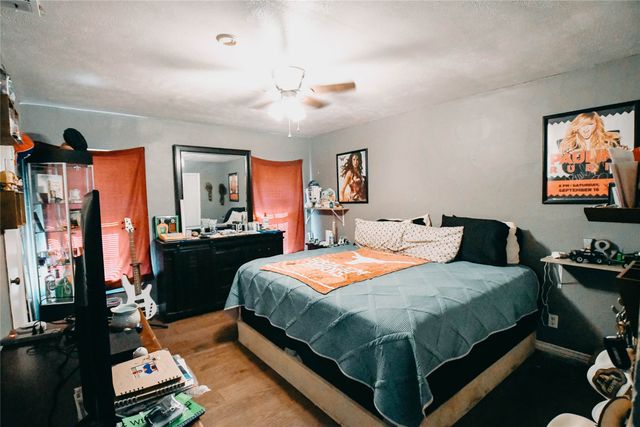 520 W Oak Street, Gunter, TX 75058