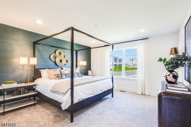 81 Eastwood Ter 81, East Hanover Twp., NJ 07936