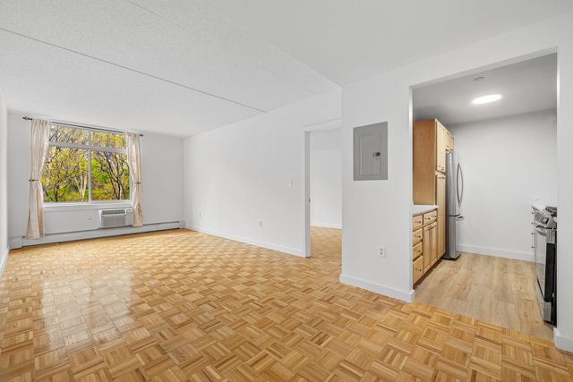 130 Bradhurst Ave Apt 502, New York City, NY 10039