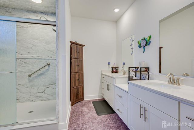 25 Starlight Drive, Monroe, NJ 08831