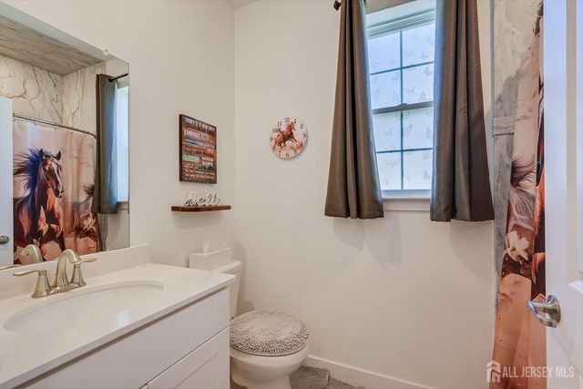 25 Starlight Drive, Monroe, NJ 08831