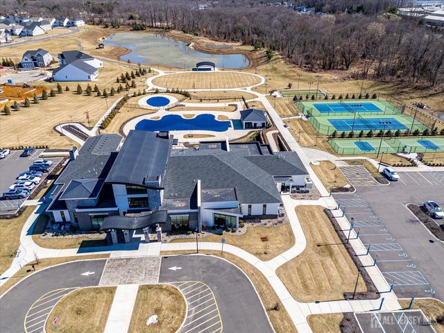 25 Starlight Drive, Monroe, NJ 08831