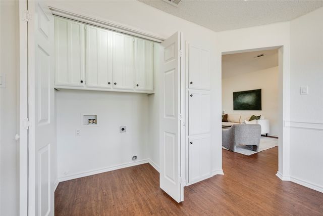 7908 Moss Rock Drive, Fort Worth, TX 76123