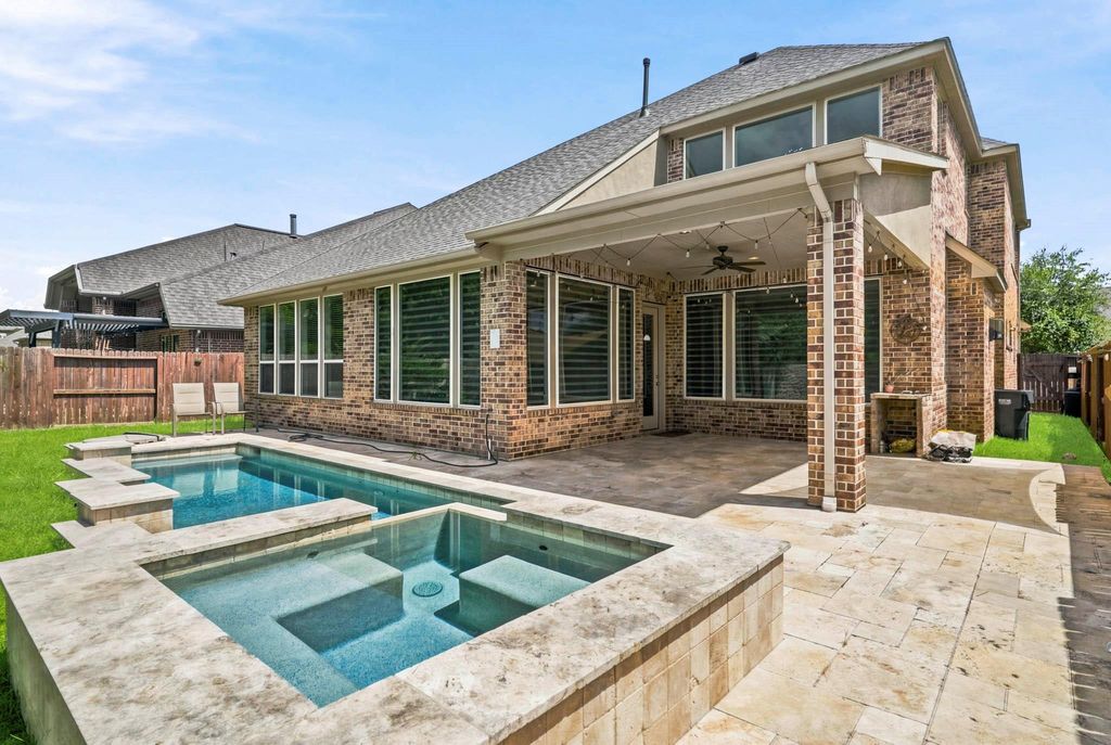 28211 Hidden Brook Lane, Fulshear, TX 77441