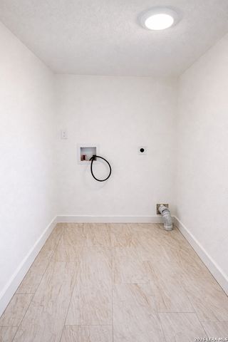 1411 lamar, San Antonio, TX 78202