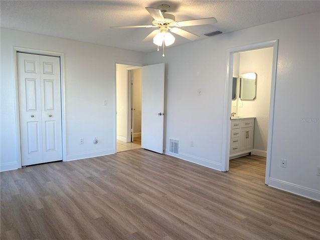 9025 40TH WAY N, Pinellas Park, FL 33782