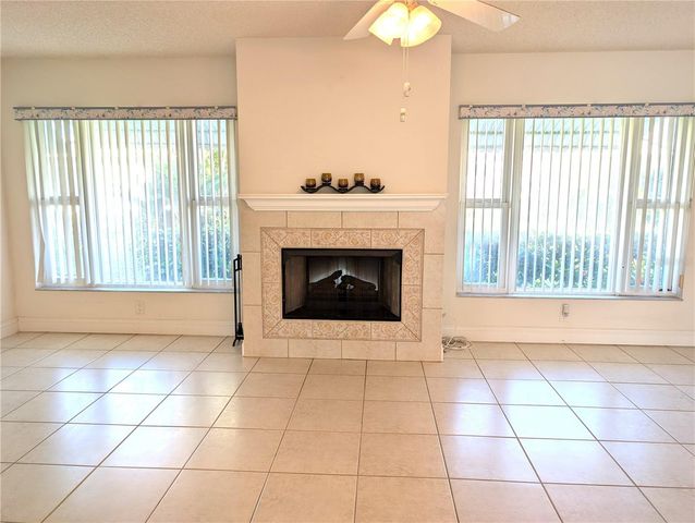 9025 40TH WAY N, Pinellas Park, FL 33782