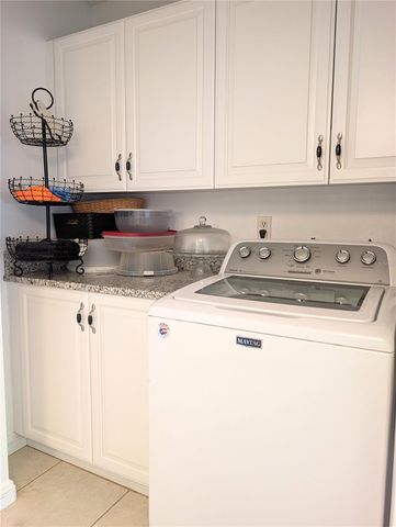 9025 40TH WAY N, Pinellas Park, FL 33782